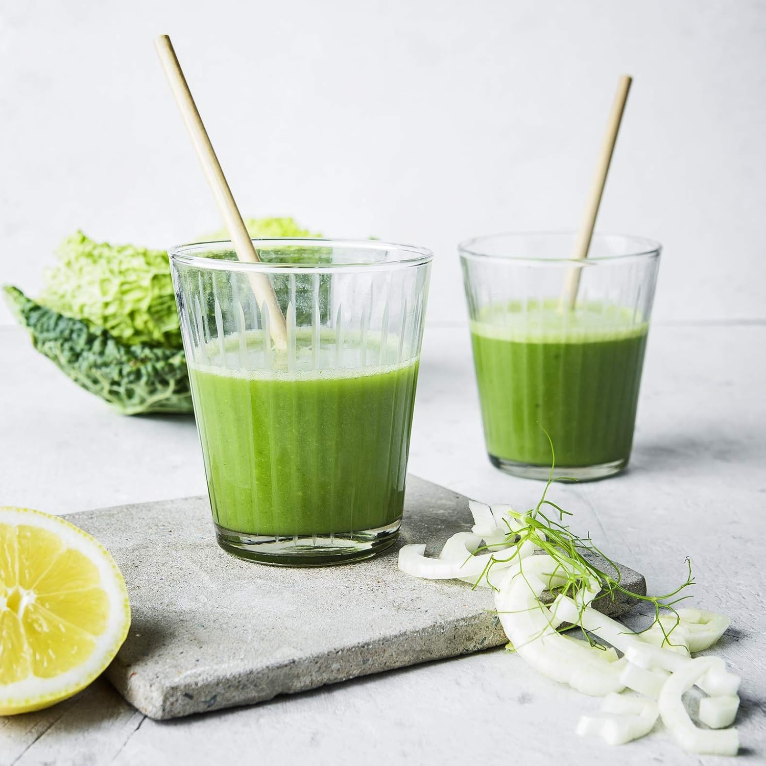 MOULINEX ULTRA JUICE EXTRACTEUR de jus à froid 2 filtres Gourde 600 mL Goulotte Extra-large 85 mm Programme automatique Easy Clean Extracteur de fruits et légumes entiers Silencieux 200W ZU600110 - Image 13